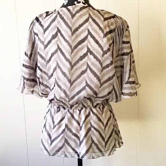 Banana Republic Peplum Chevron Print  Blouse - Picture 2 of 8